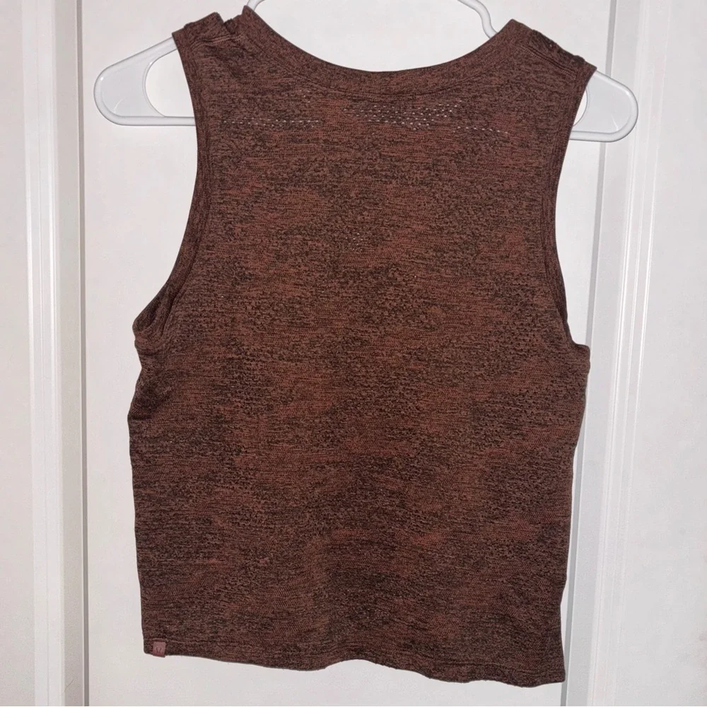 Lululemon Train To Be Muscle Tank Top Dot Camo Dark Terracotta Orange Size 4